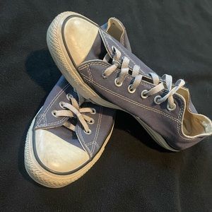 Navy converse